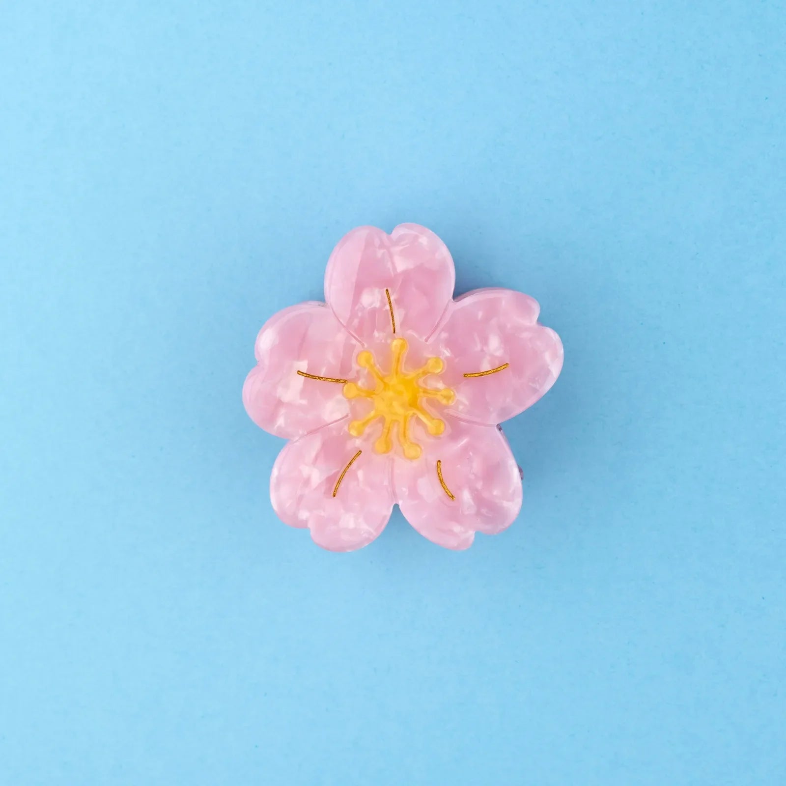 Sakura hair claw