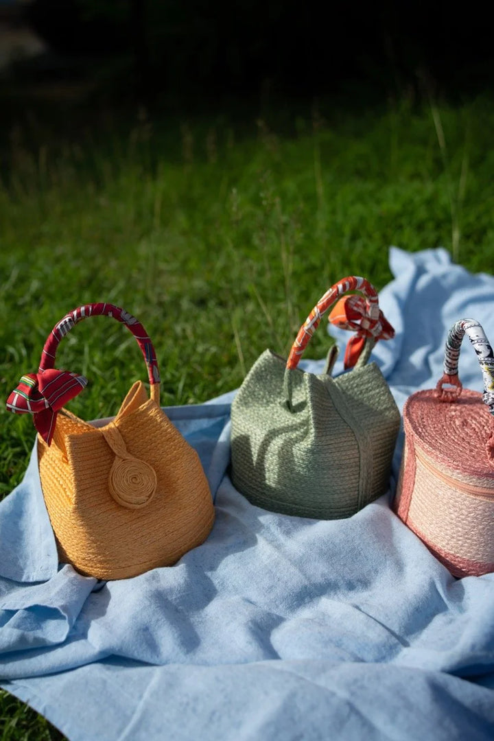 KARNVELA X GOOSEBUMP | Handmade | Emerald Charm Sisal Handbag