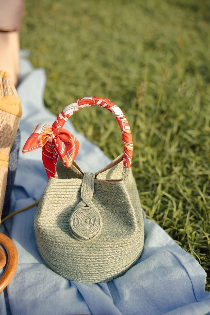 KARNVELA X GOOSEBUMP | Handmade | Emerald Charm Sisal Handbag