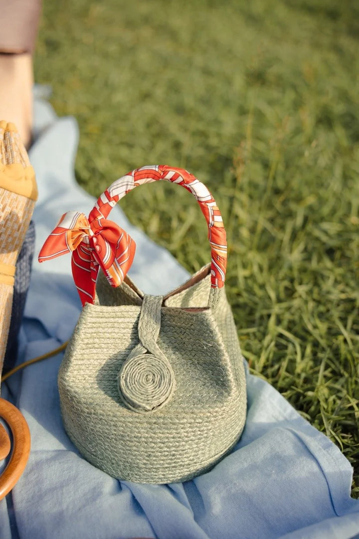 KARNVELA X GOOSEBUMP | Handmade | Emerald Charm Sisal Handbag
