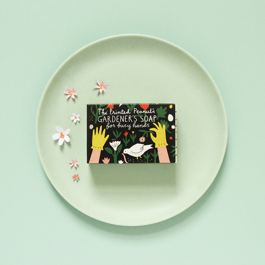 Gardener's Mint & Poppyseed Natural Handmade Soap Bar by The Printed Peanut — additional product and styling view