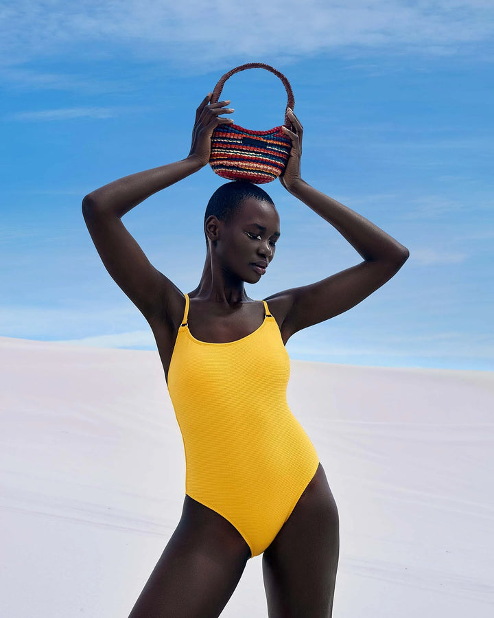 AAKS | Curve Shoulder Bag