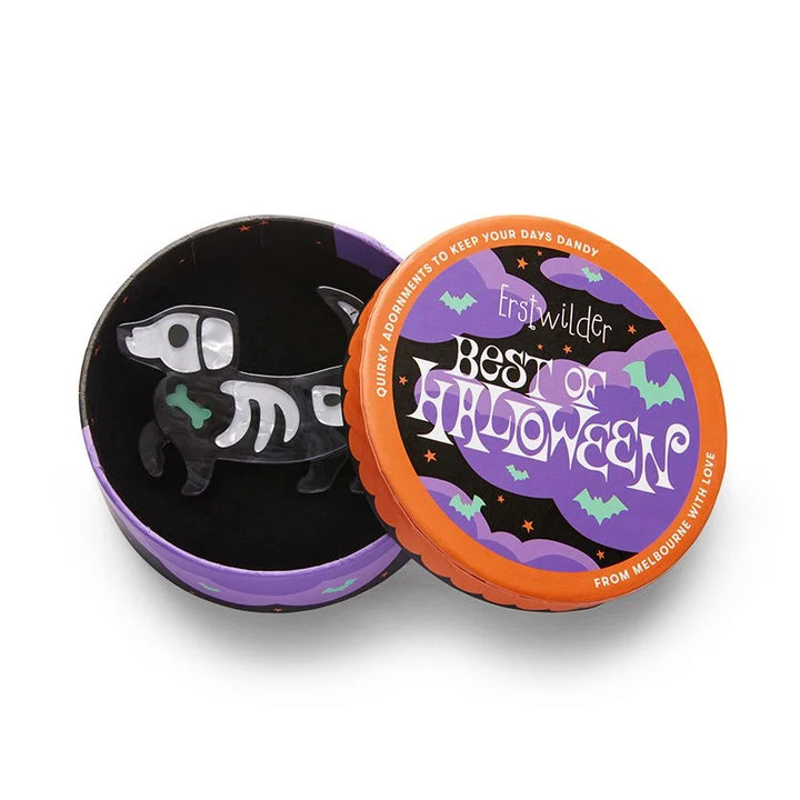 ERSTWILDER | BROOCHES | Doggo Darkness Brooch