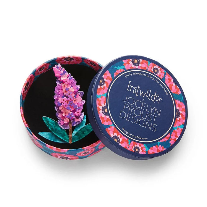 ERSTWILDER | BROOCHES | Happy Hebe Brooch