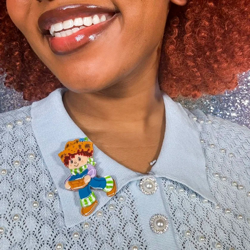 ERSTWILDER | BROOCHES | Huckleberry Pie Brooch