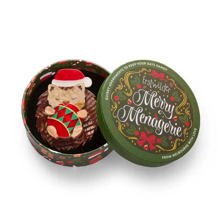 ERSTWILDER | CHRISTMAS BROOCHES | Hannah the Hedgehog