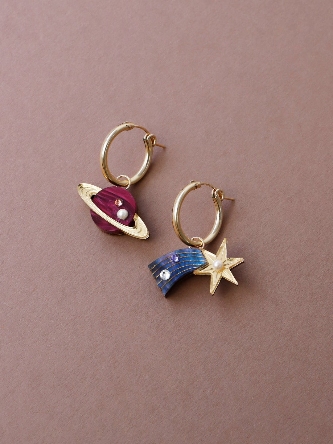 WOLF &amp; MOON | EARRINGS | Shooting Star &amp; Saturn Hoops