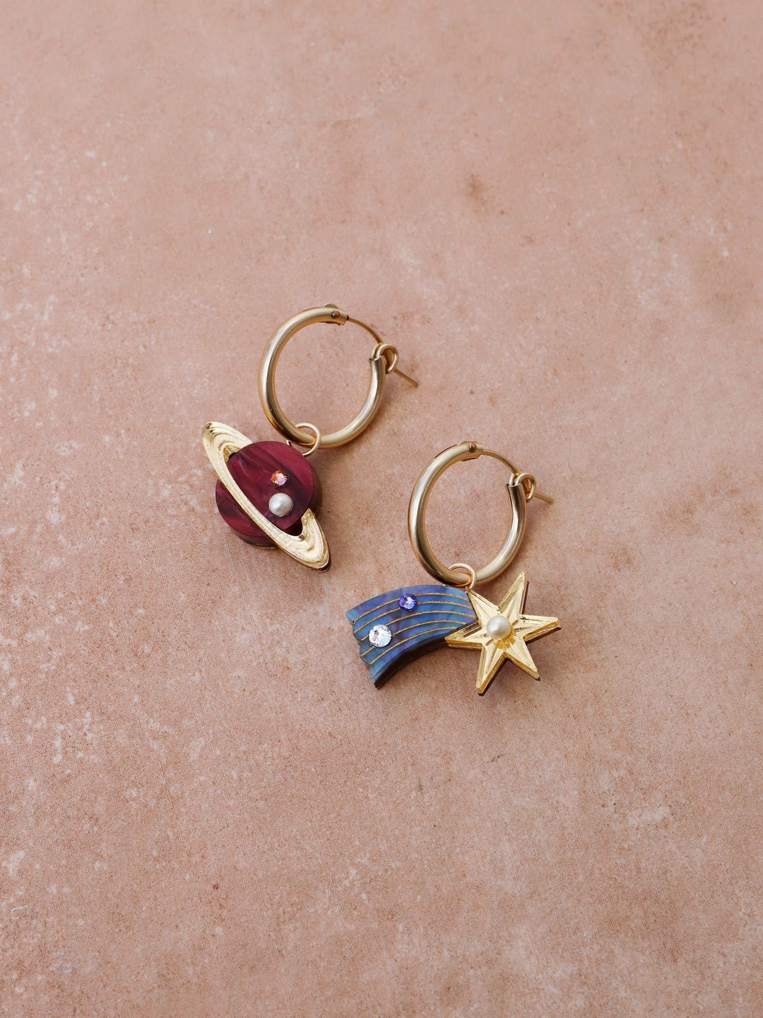 WOLF &amp; MOON | EARRINGS | Shooting Star &amp; Saturn Hoops