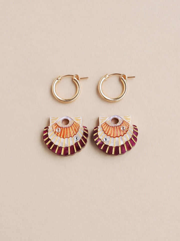 WOLF &amp; MOON | EARRINGS | Scallop Shell Hoops