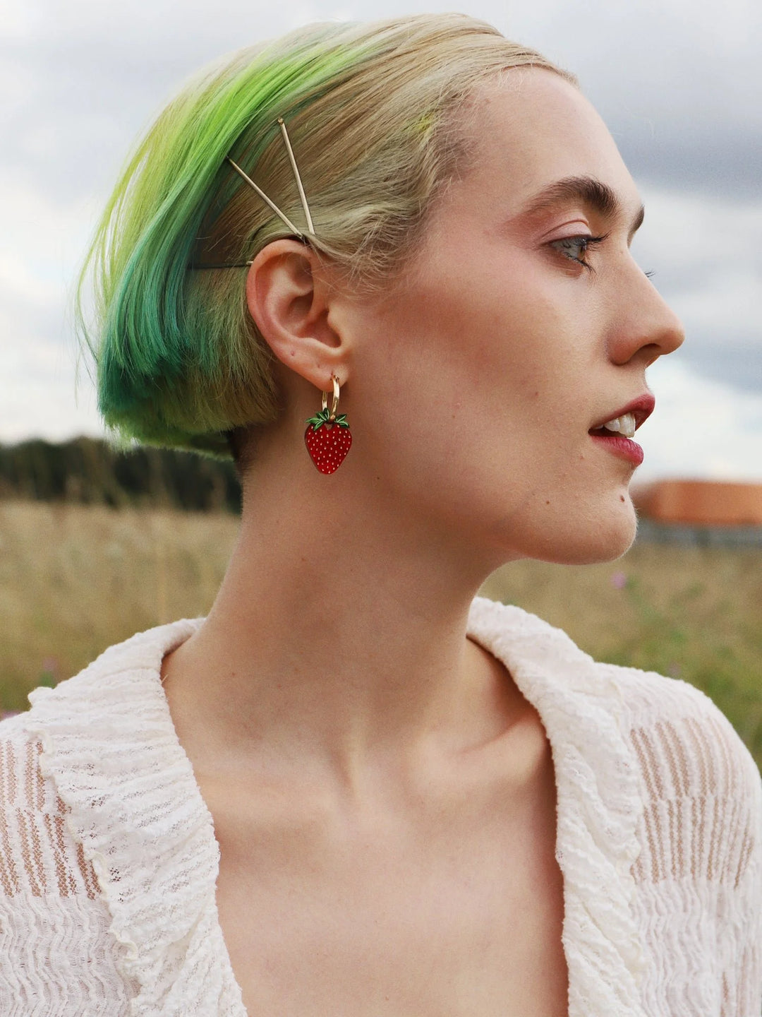 WOLF &amp; MOON | EARRINGS | Strawberry Hoops II