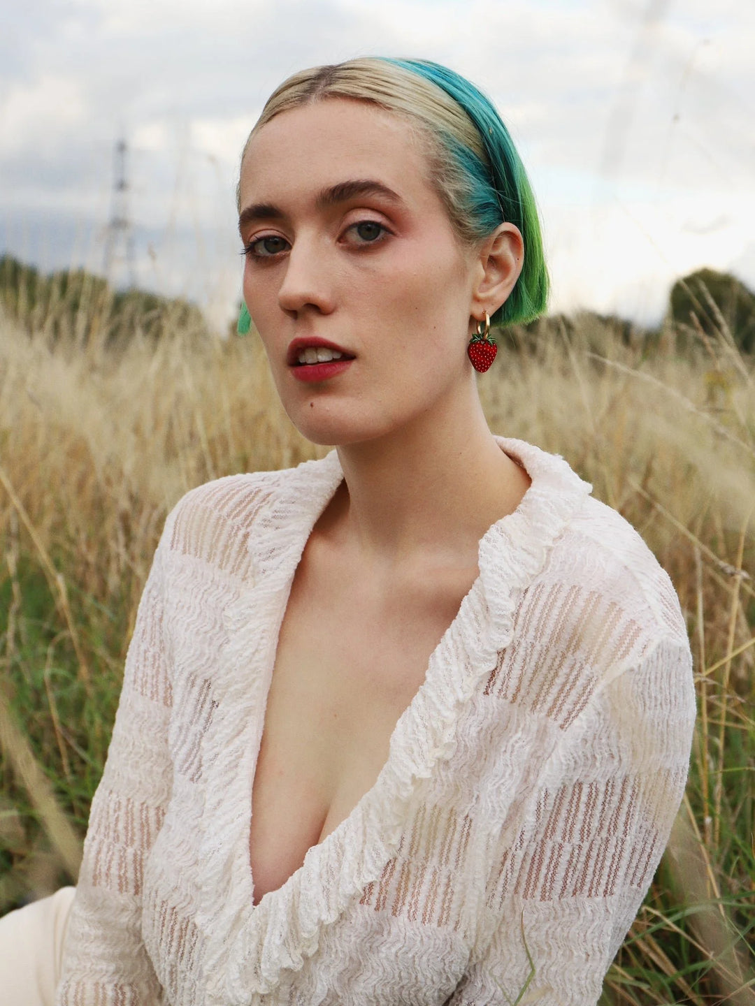 WOLF &amp; MOON | EARRINGS | Strawberry Hoops II