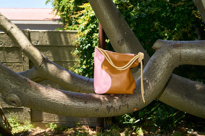 PROJECT DYAD | RIPPLE TOTE | TAN / CANDY PINK