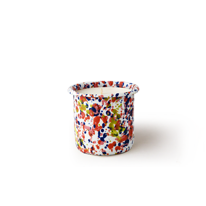 Magnolia-Anise Candle in Island Breeze Cream Enamel ContainerComes with a wooden gift box