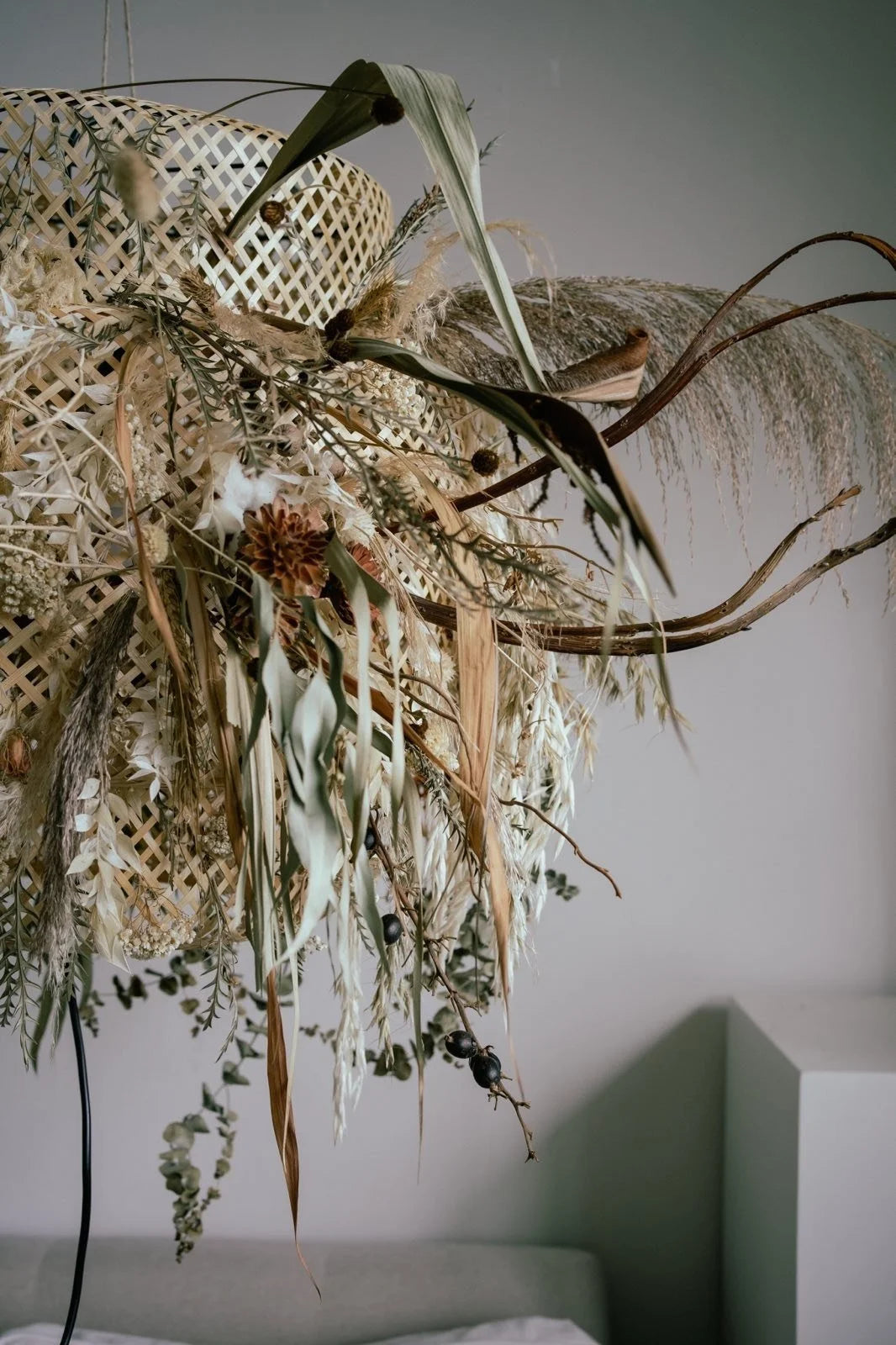 SSAW collection - Dried flower hanging lampshade